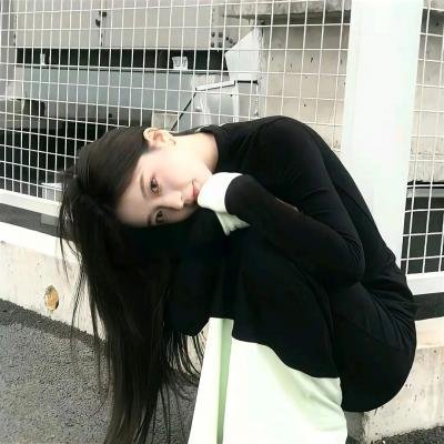 北极百货的秋乃小姐